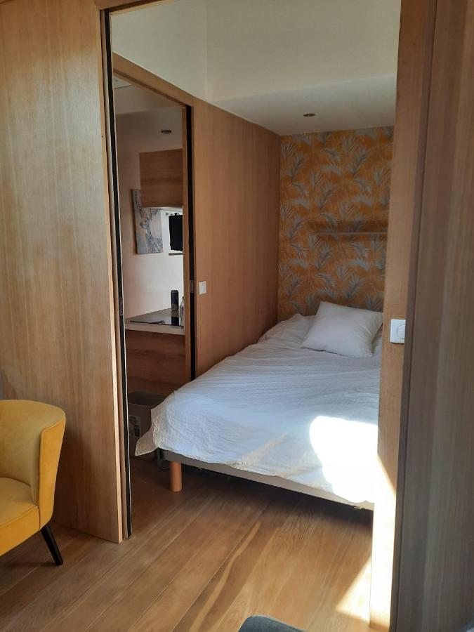 Апартаменти Renovated Fully Equipped Studio For 2 To 4 Pers Ла-Сьйота Екстер'єр фото